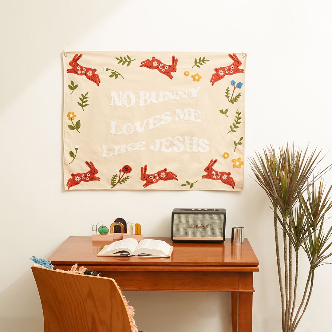 Fete - Fete Easter Bunny & Egg Embroidered Tapestry, Christian Gift