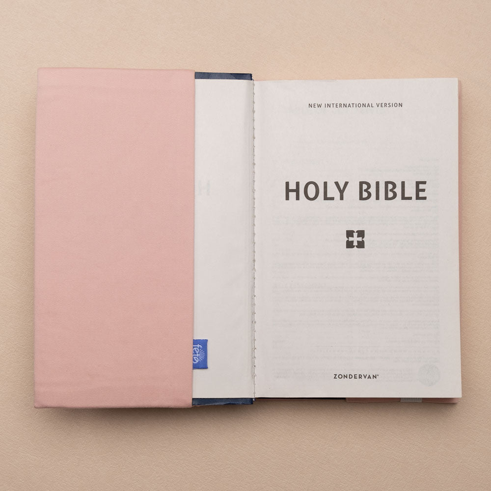 Fete - Fruit of the Spirit Embroidered Bible Cover - Gentleness