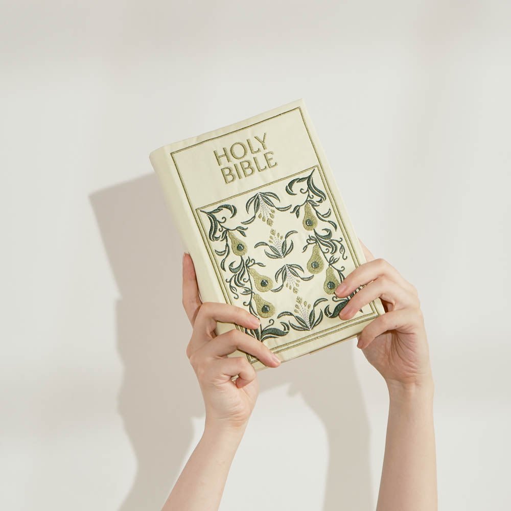 Fete - Fruit of the Spirit Embroidered Bible Cover - Self Control