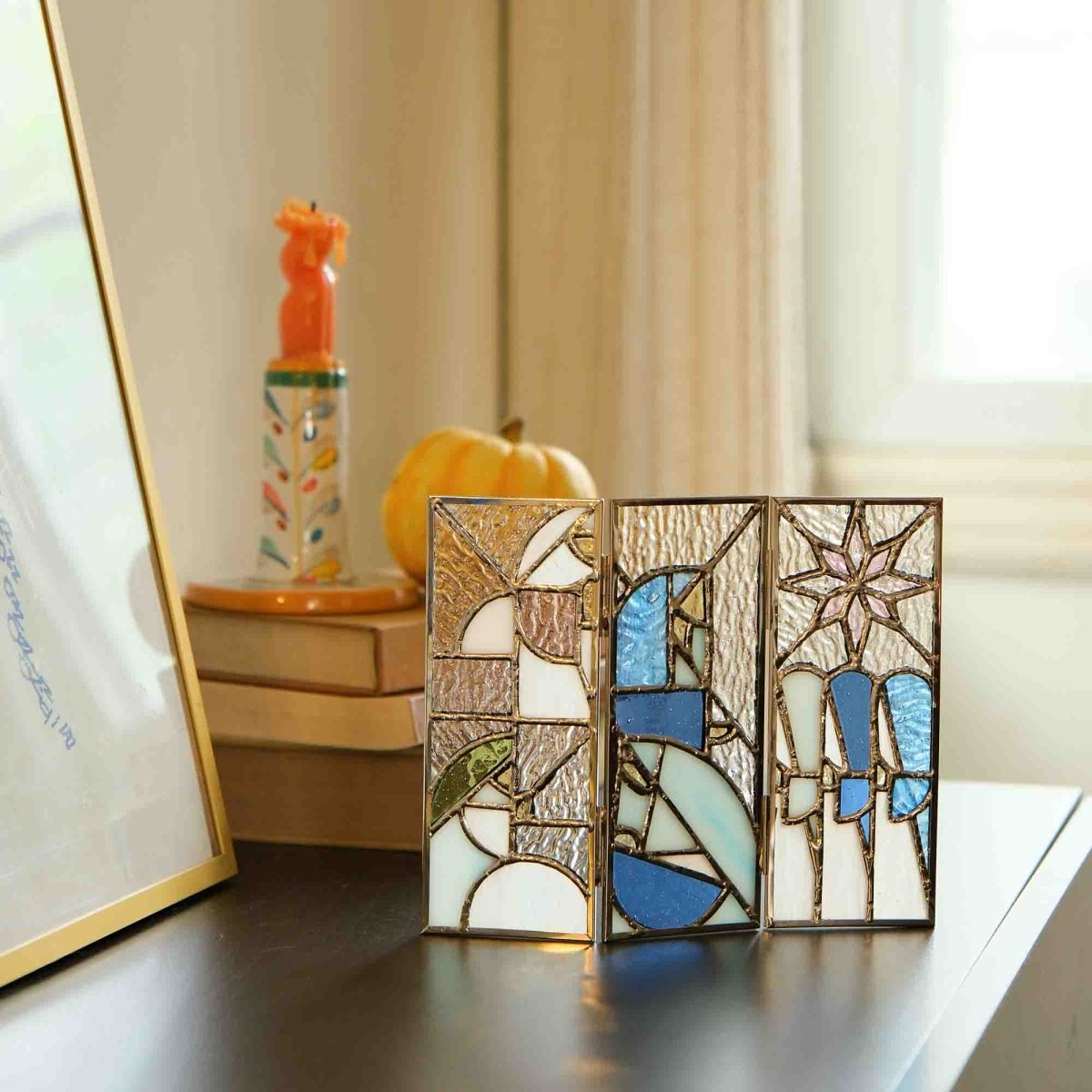 Fete - Stained Glass Nativity Scene Triptych