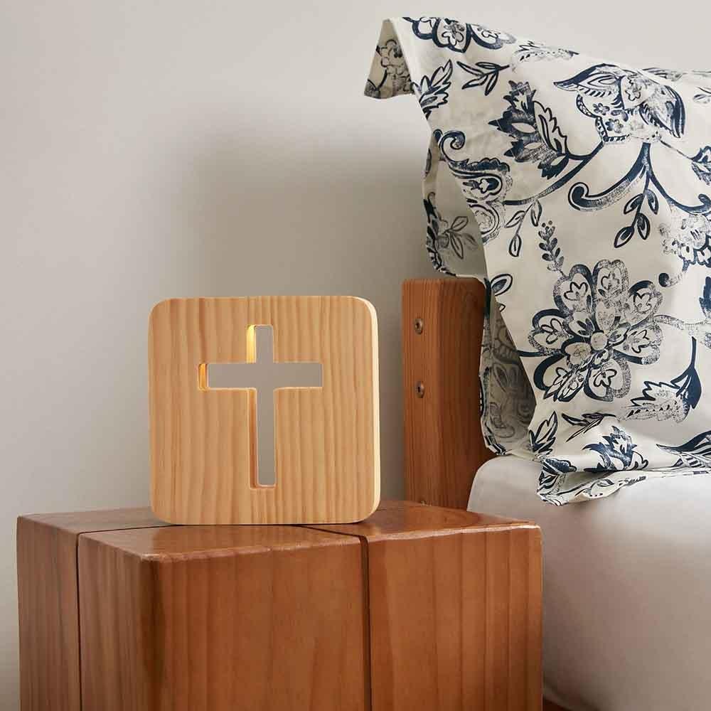 Fete - Wooden Cross Light