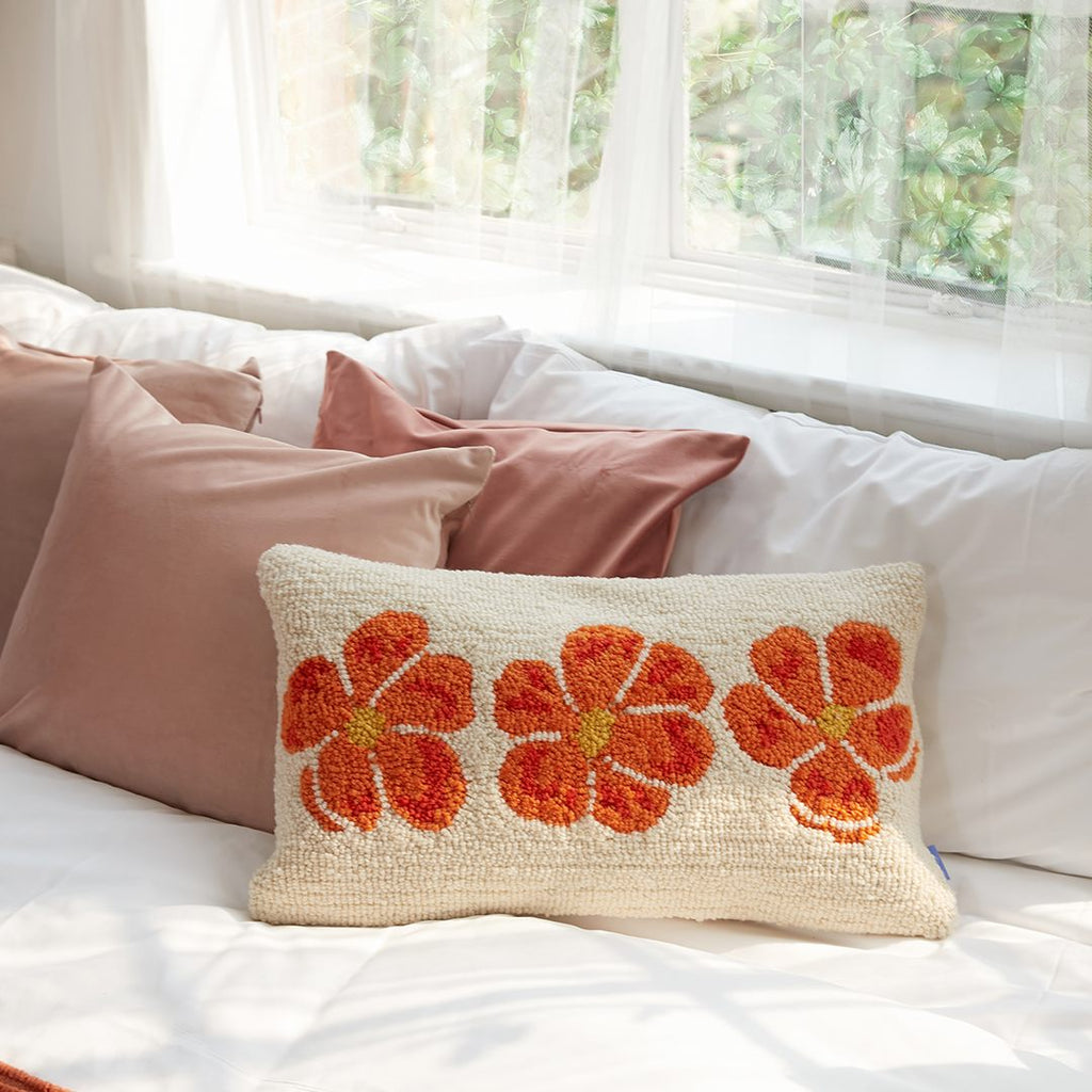 Pillows + Throws – Fete