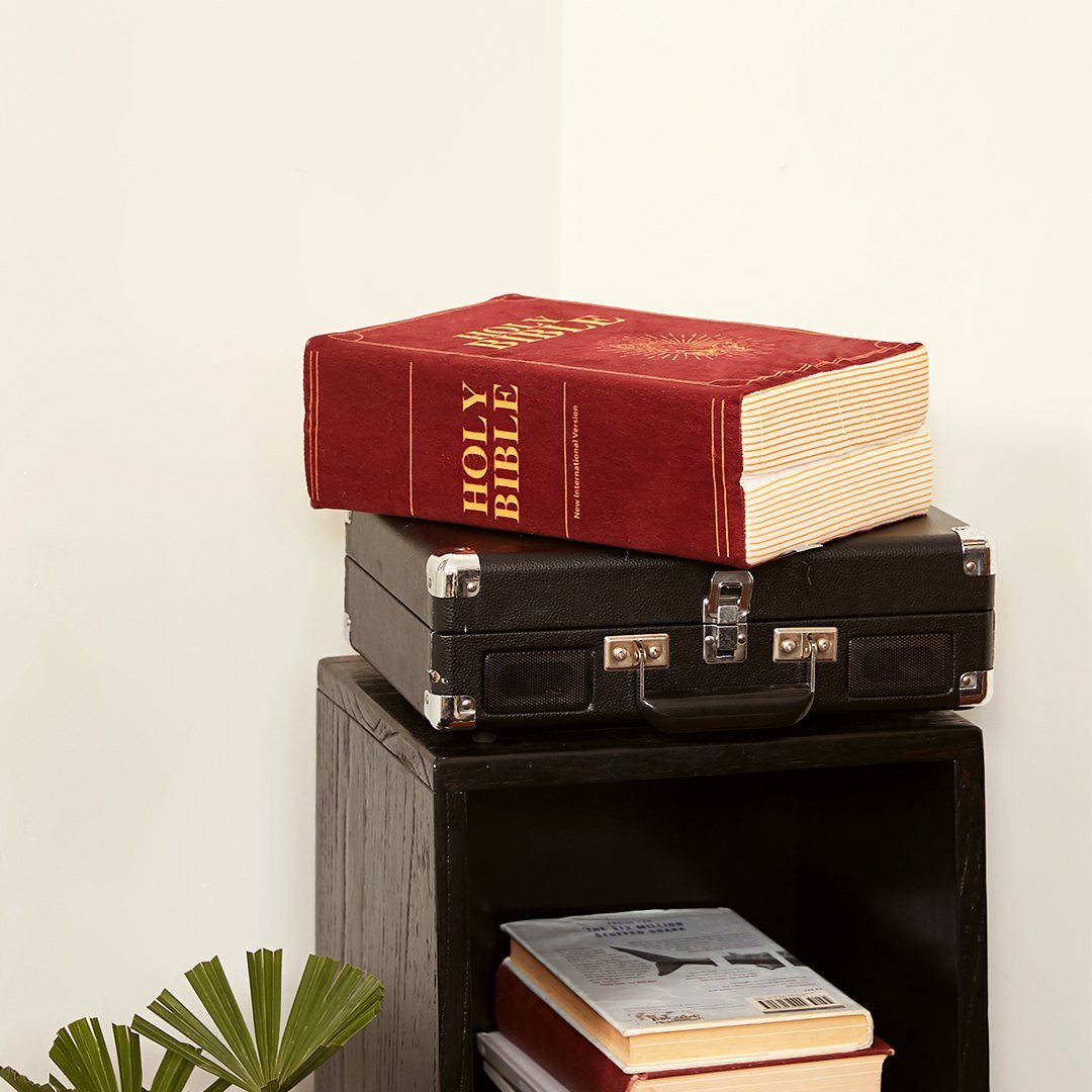 Fete - Fete 'Love' Bible Pillow - 1 Corinthians 13
